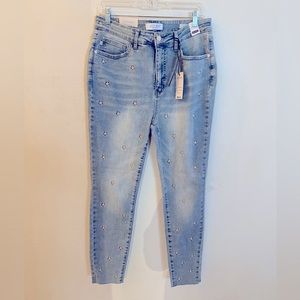 Judy Blue high waist Lt Blue jeans with tan embroidered stars all over